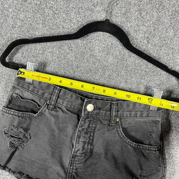 Billabong Denim Shorts Black Distressed Frayed Hem Womens Size 25 #1267 - Picture 7 of 8